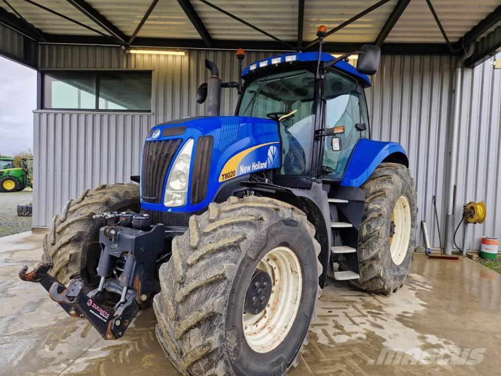 New Holland T 8020 Traktori
