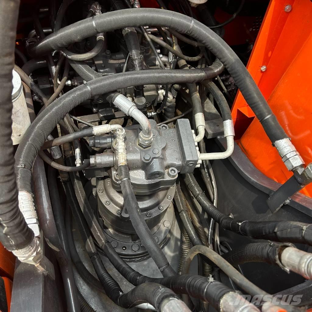 Doosan DX 225 LC Bageri guseničari