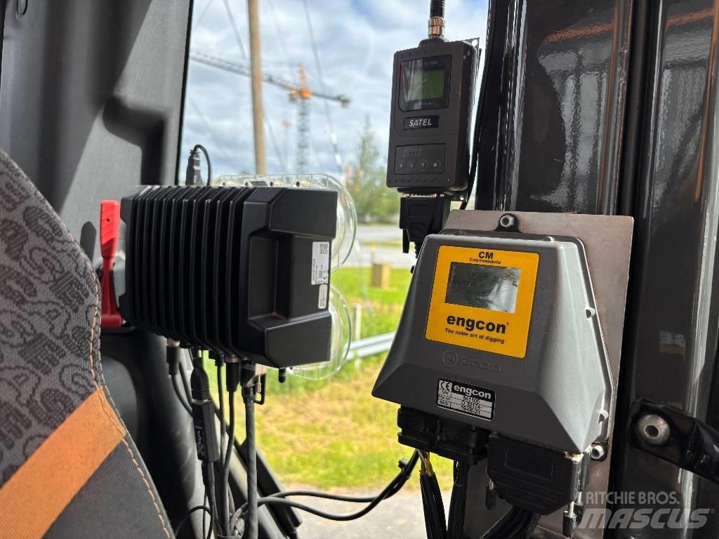 CASE CX 300 D Bageri guseničari
