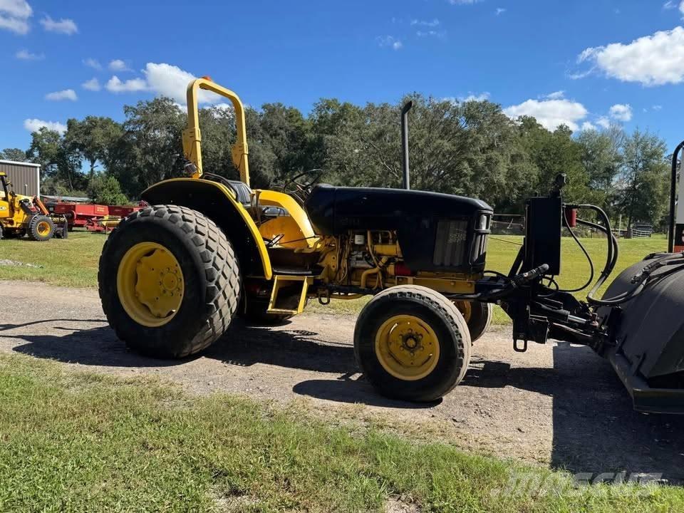 John Deere 5320 Traktori