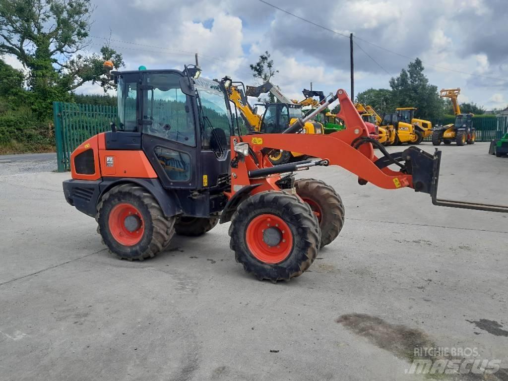 Kubota R 085 Utovarivači na točkove