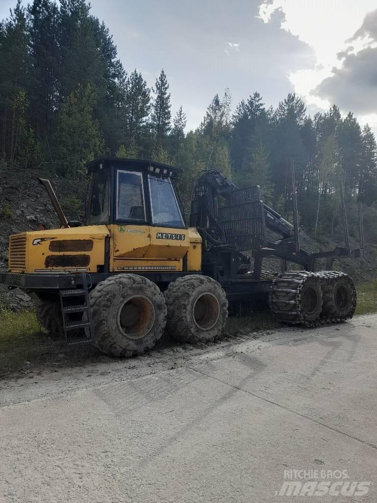 Metsis 408F Forvarderi
