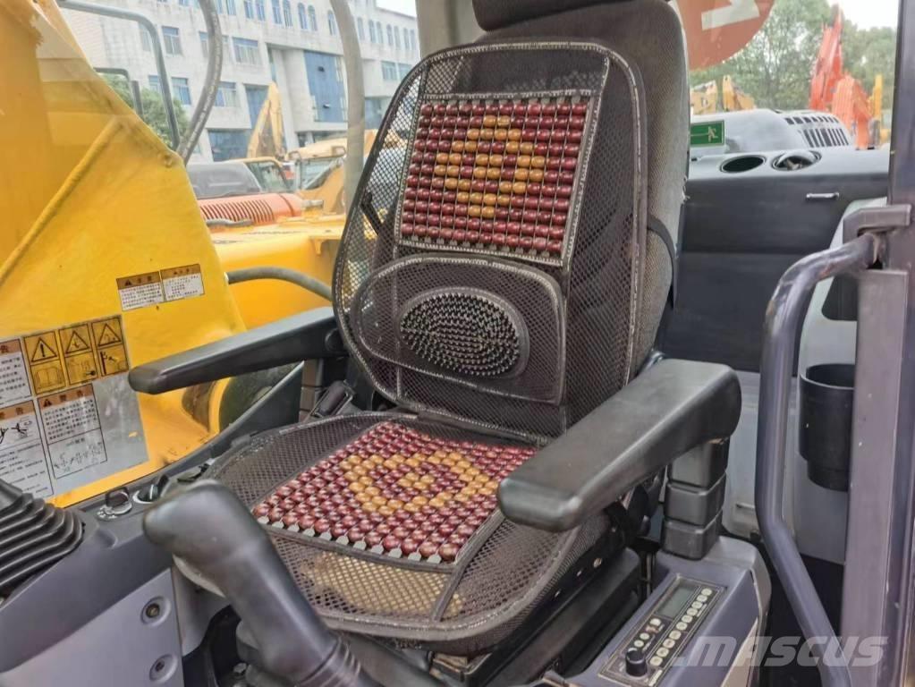 Komatsu PC 200-8 Bageri guseničari
