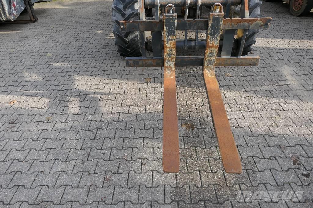 Komatsu WA 100 M-5 Utovarivači na točkove