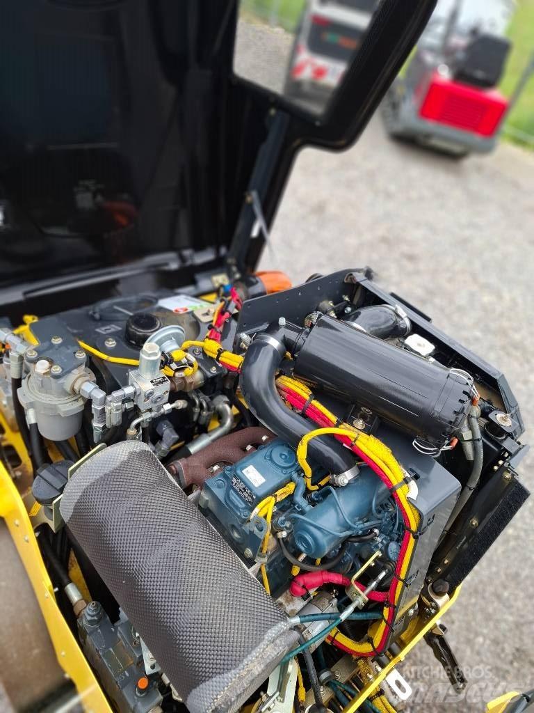 Bomag BW 120 AD-5 Valjci sa duplim bubnjem