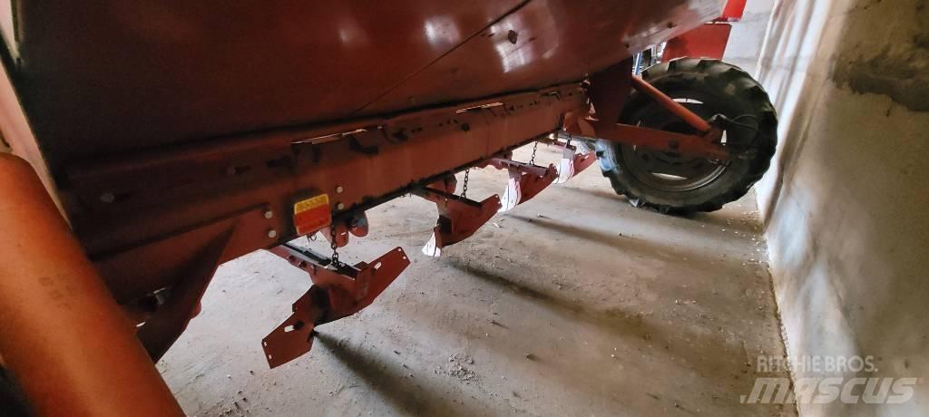 Underhaug 3200 Sadilice