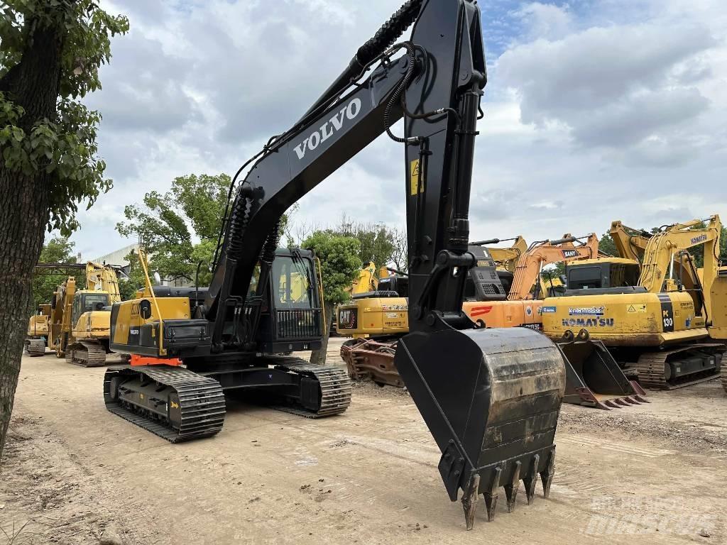 Volvo EC210D Bageri guseničari