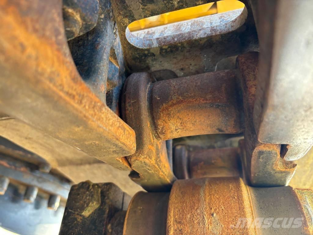 CAT 323 Bageri guseničari