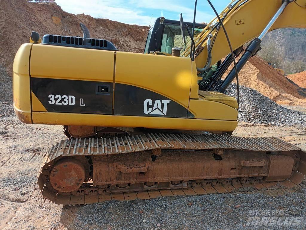 CAT 323 DL Bageri guseničari