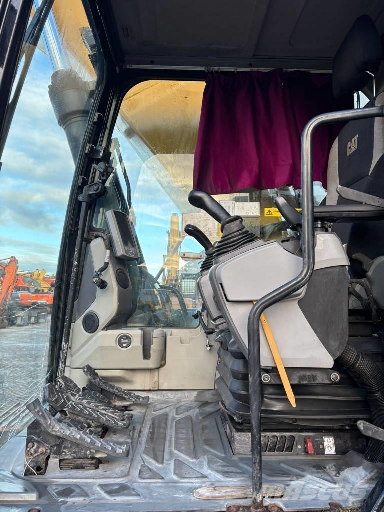 CAT 329 EL Bageri guseničari