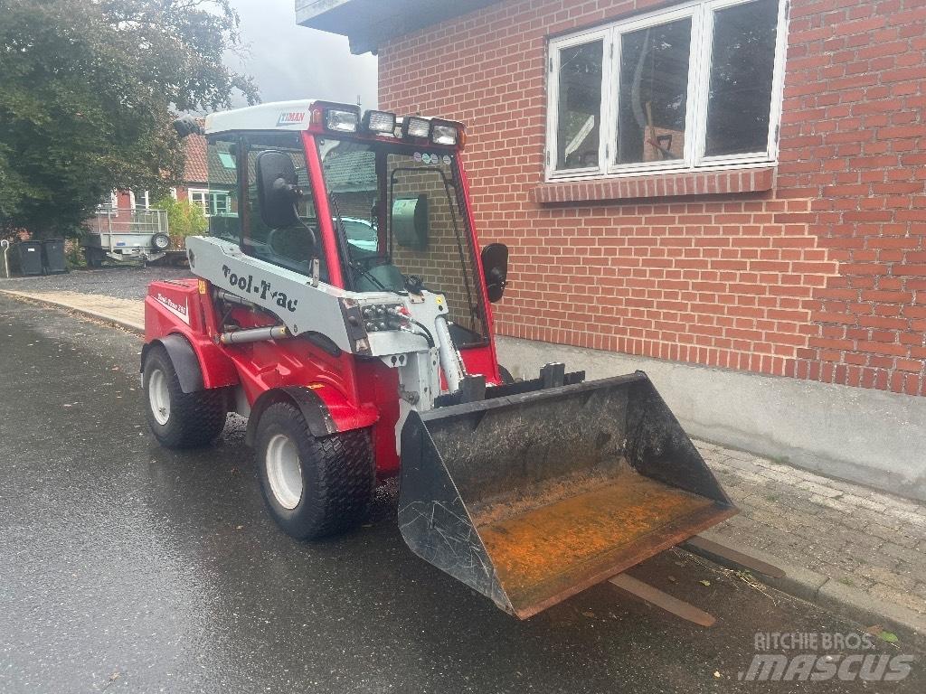 Timan Tool trac 245 Vozila za prevoz opreme za rad