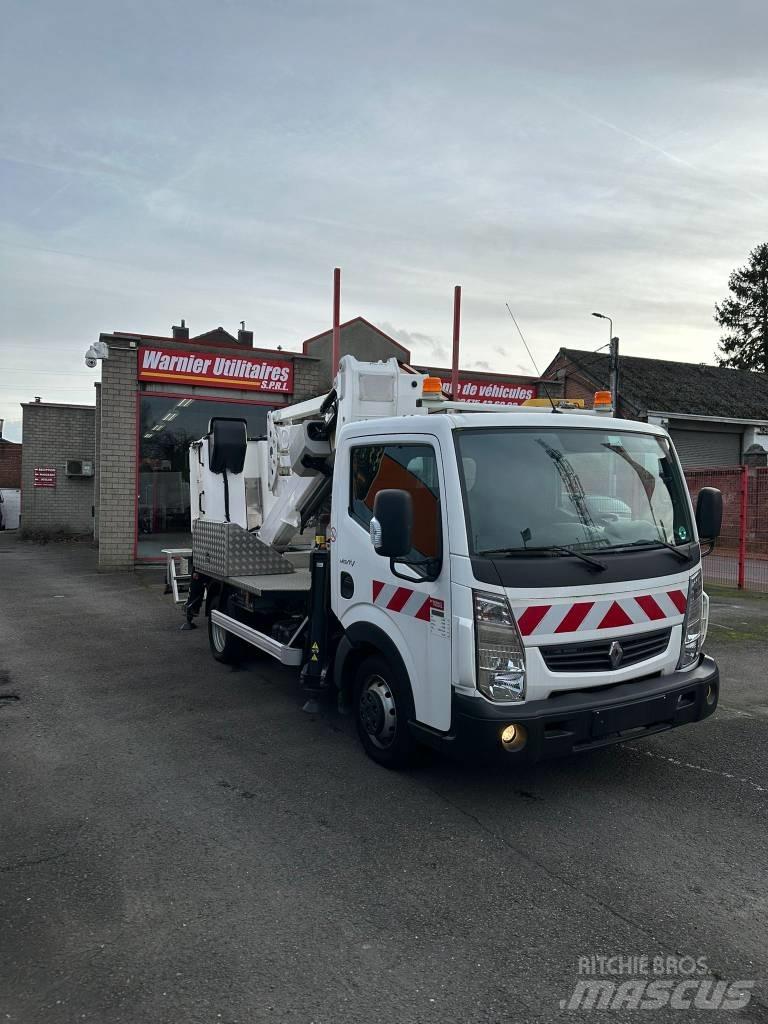 Renault Maxity Auto korpe