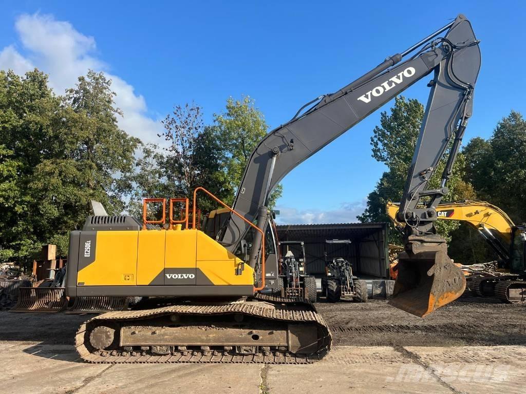 Volvo EC 250 EL Bageri guseničari
