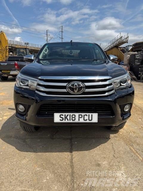 Toyota Hilux Pik up kamioni