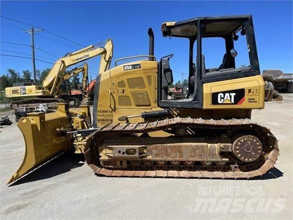 CAT D5K2 LGP Buldožeri guseničari
