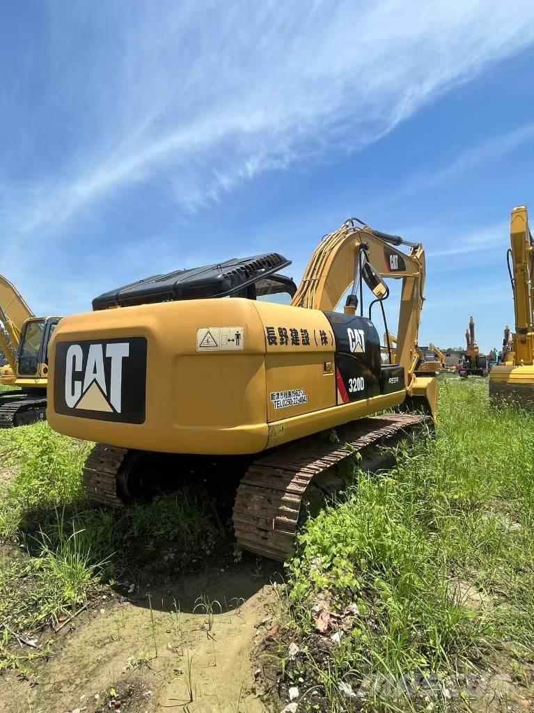 CAT 320d Bageri guseničari