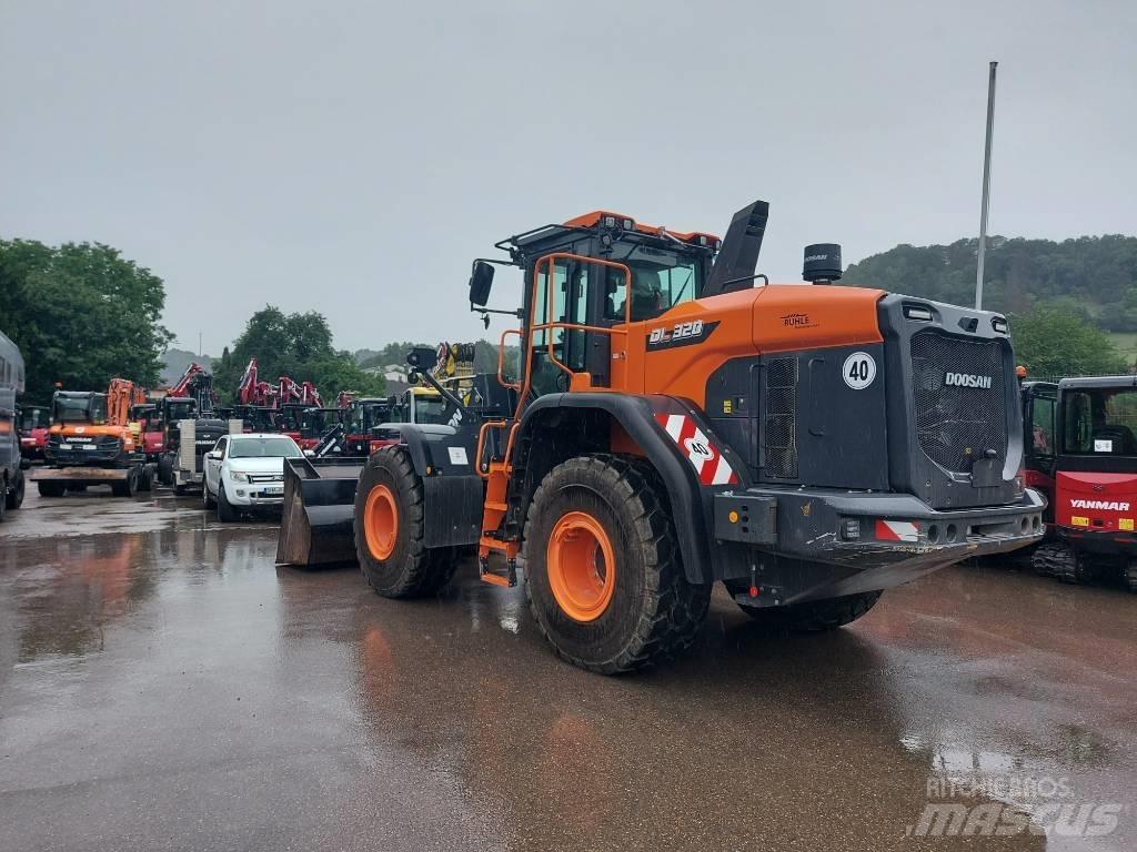 Develon DL 320-7 Utovarivači na točkove