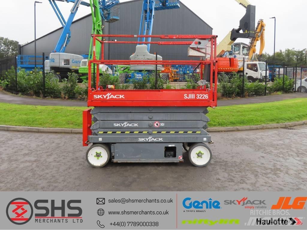 SkyJack SJ III 3226 Makazaste platforme
