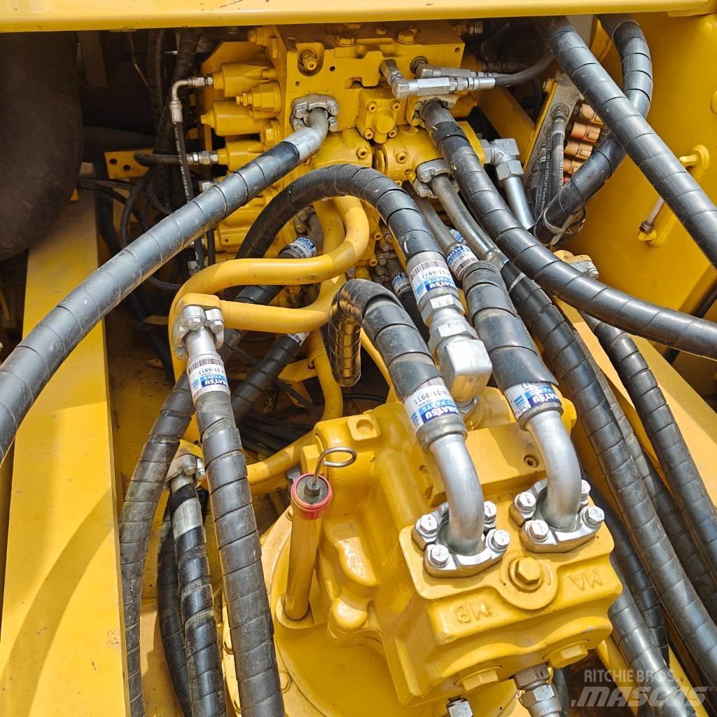 Komatsu 350-7 Bageri guseničari