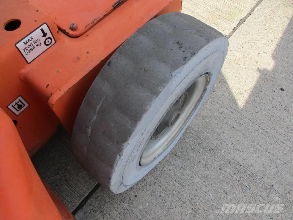 JLG E400 AJPN (745) Teleskopske samohodne platforme