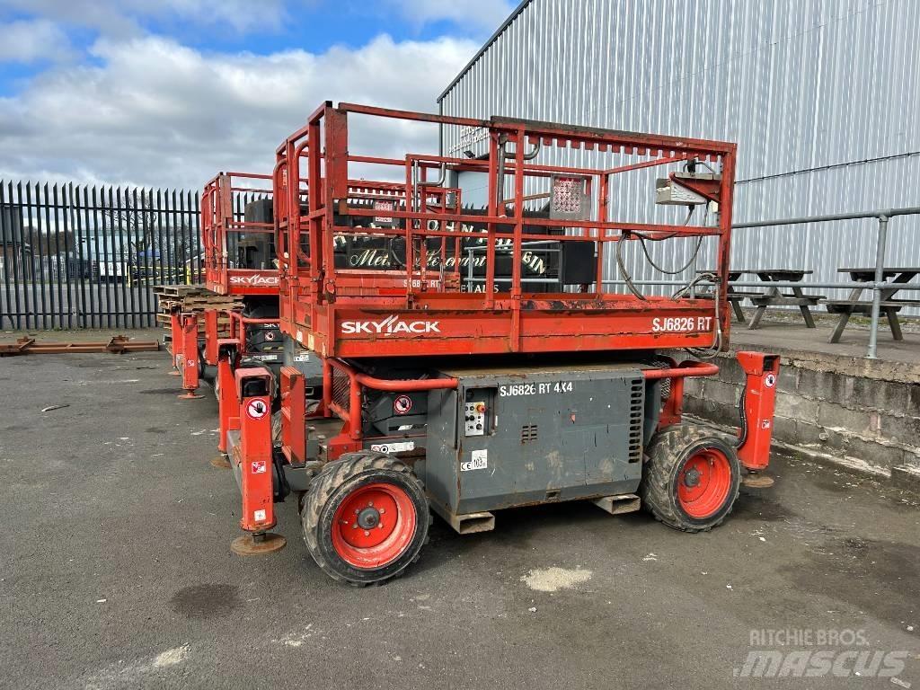 SkyJack SJ 6826 RT Makazaste platforme