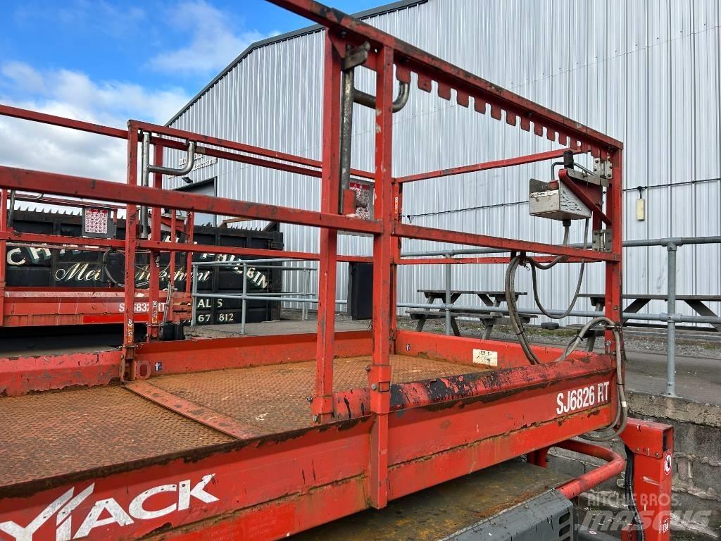 SkyJack SJ 6826 RT Makazaste platforme