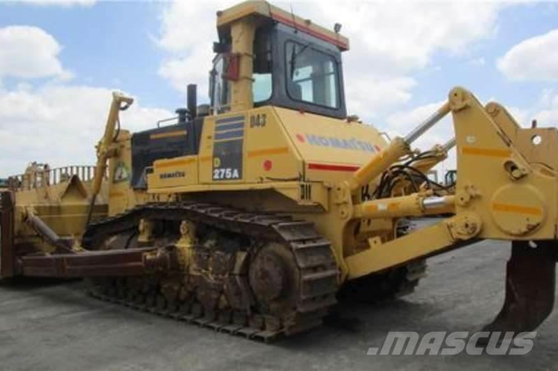 Komatsu D275A-5 Buldožeri guseničari