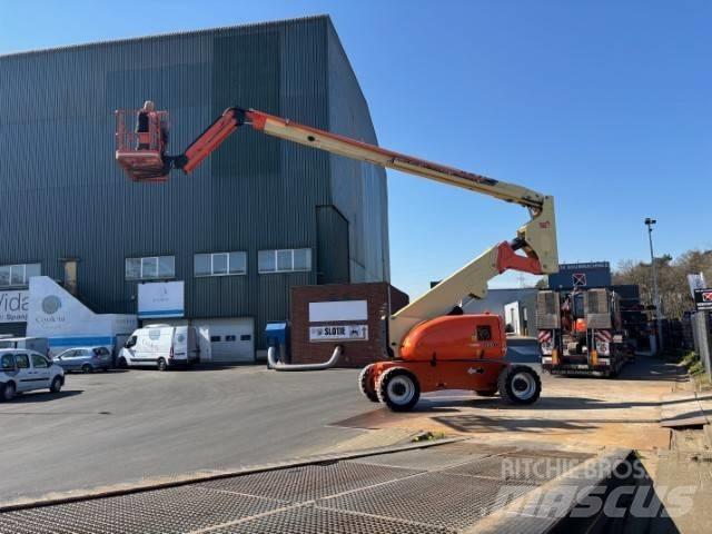 JLG 800 AJ Zglobne podizne platforme
