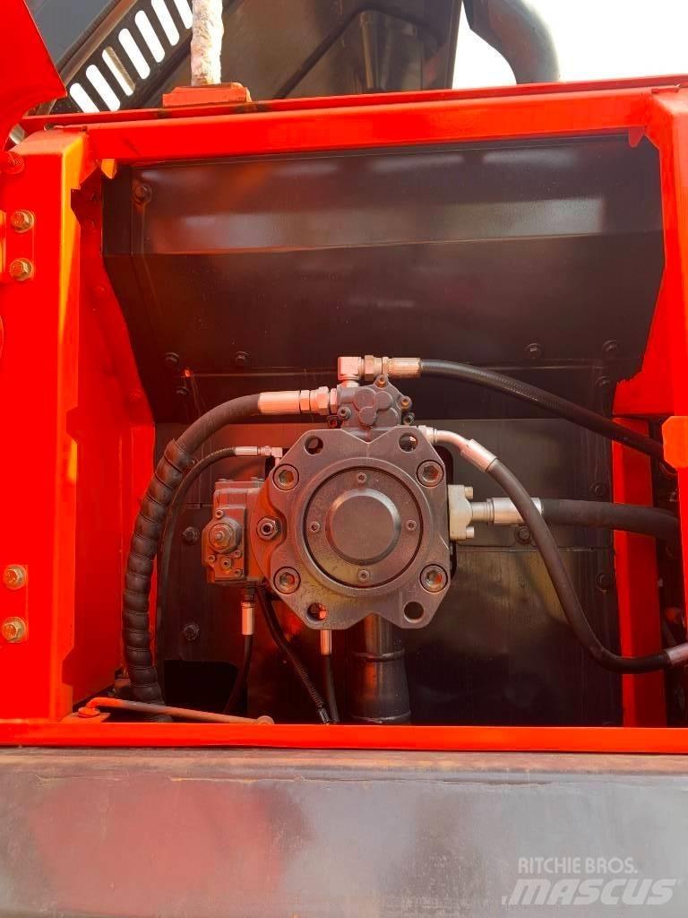 Doosan DX 300 LCA Bageri guseničari