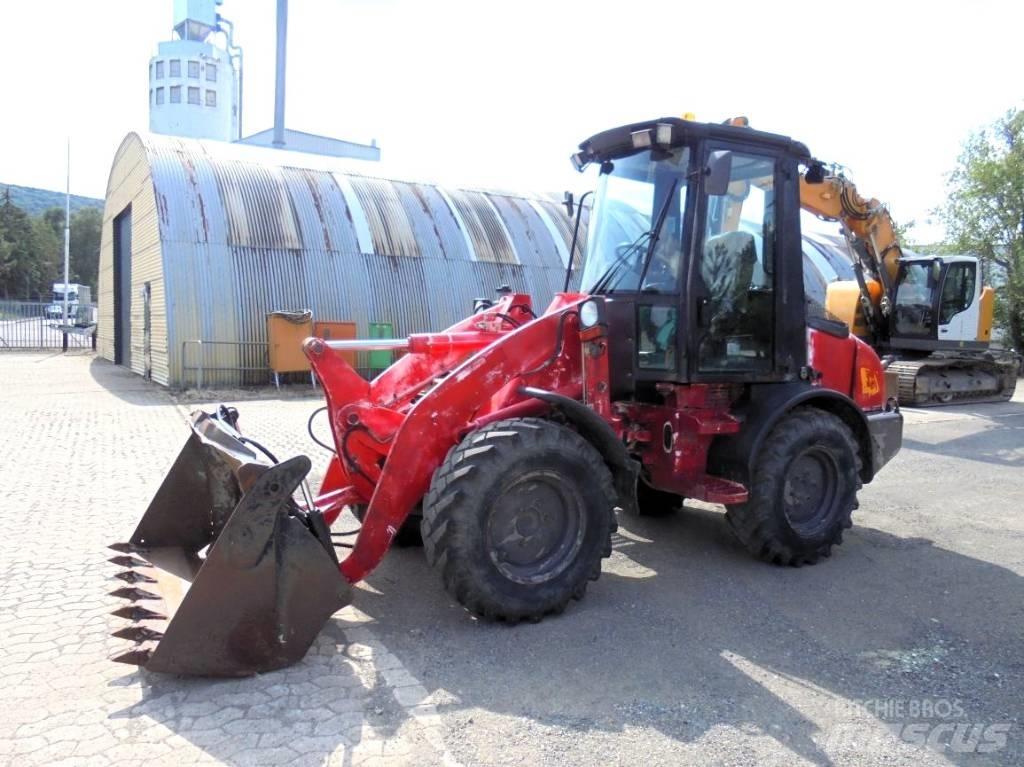 JCB 407 Utovarivači na točkove