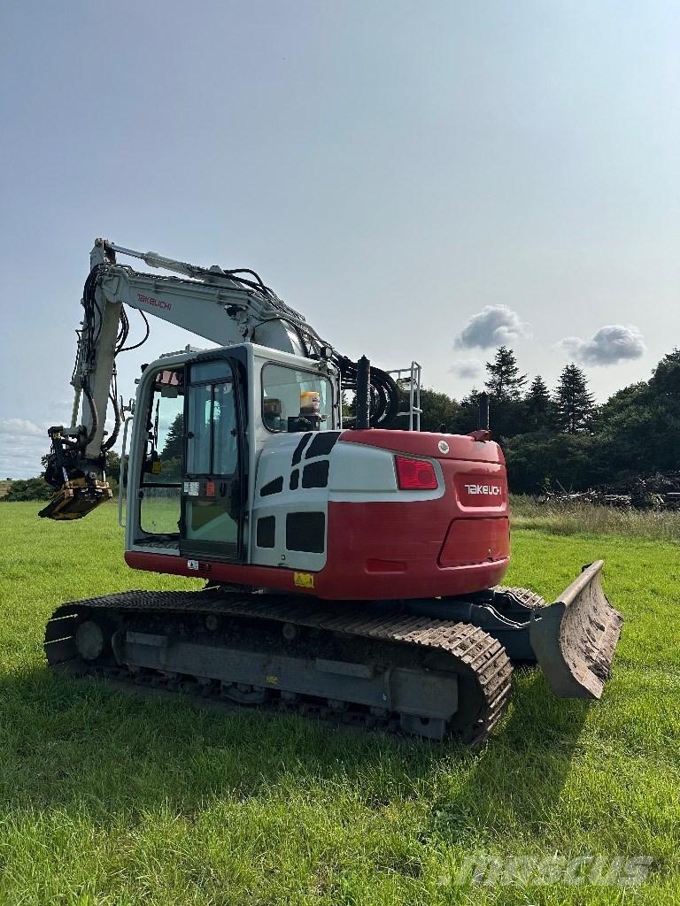 Takeuchi TB 2150 R Bageri guseničari