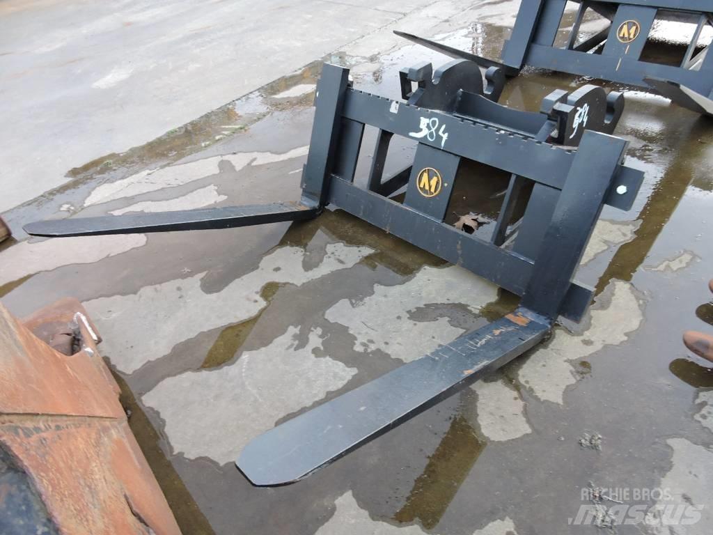  Palletvorken CW40 Polovne dizalice za sve terene