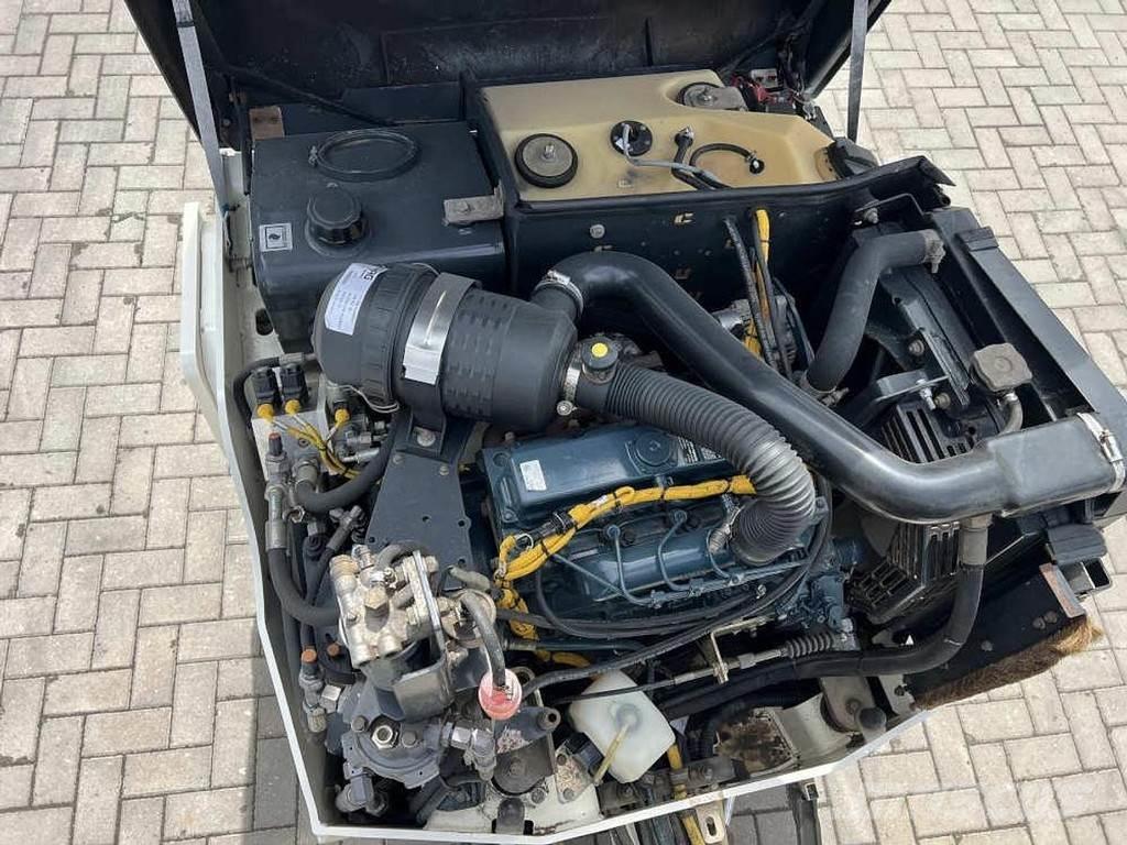 Bomag BW 135 AD-5 Valjci sa duplim bubnjem