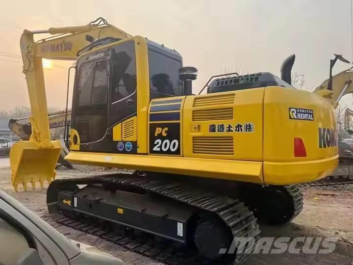 Komatsu PC 200 Bageri guseničari