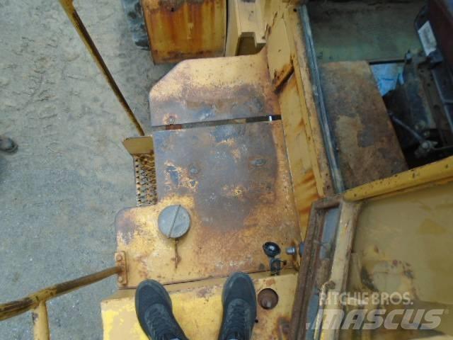 Clark 125 B Utovarivači na točkove