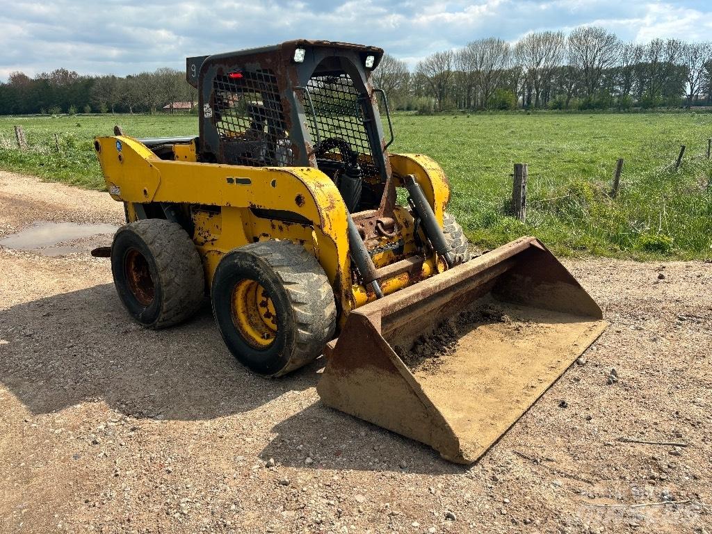 Gehl V 400 Skid steer mini utovarivači