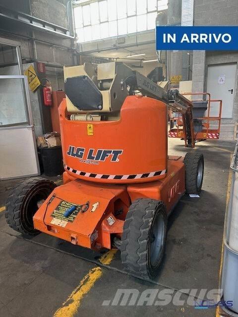 JLG E450AJ Zglobne podizne platforme