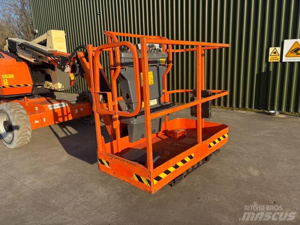 JLG 340 AJ Zglobne podizne platforme