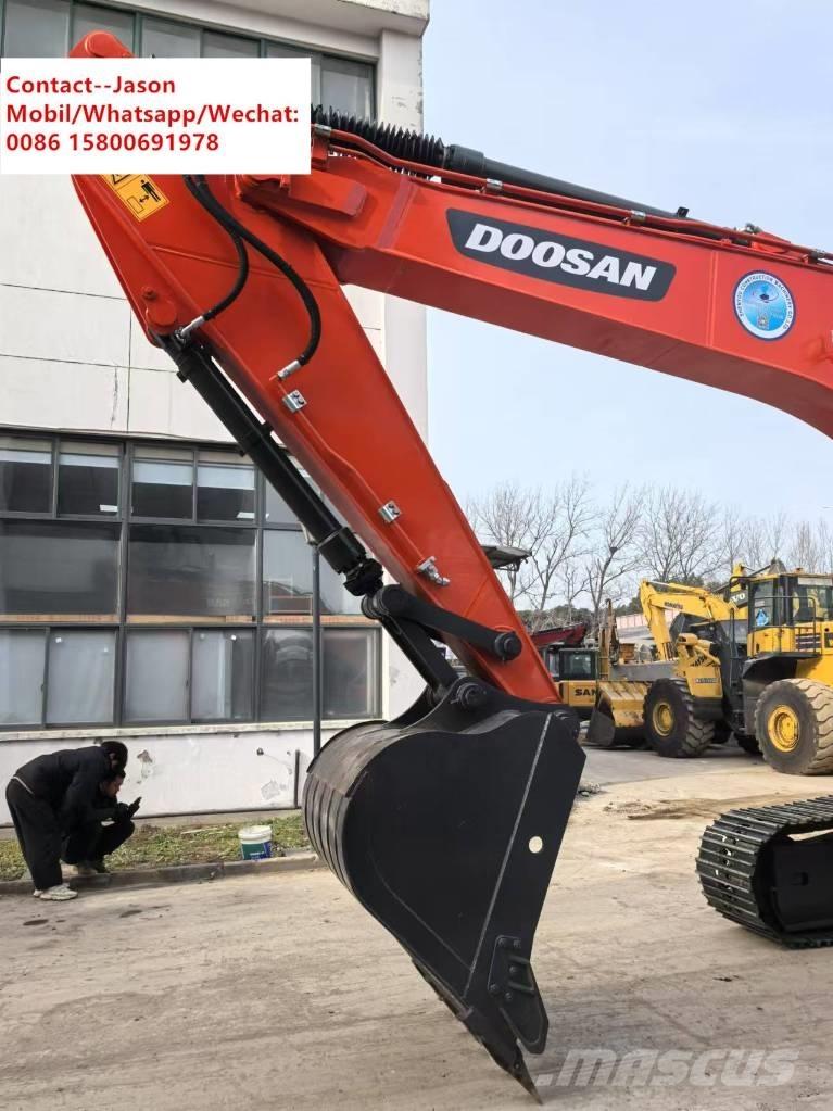 Doosan DX 225 LCA Bageri guseničari