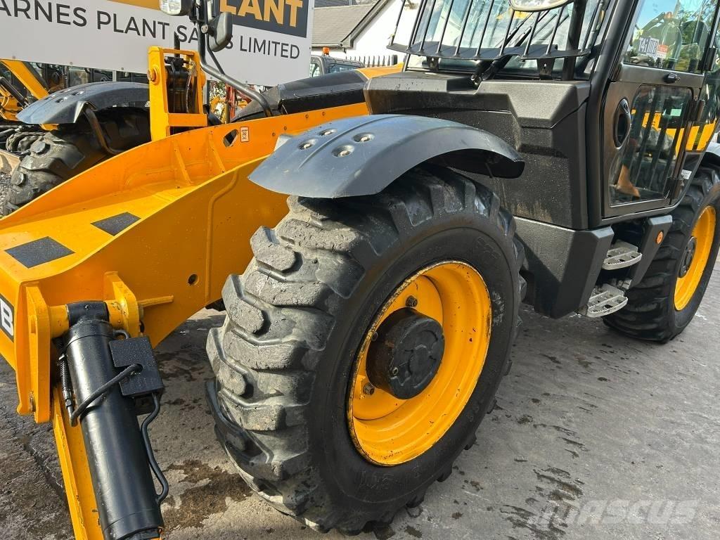 JCB 535-125 Hiviz Teleskopski viljuškari