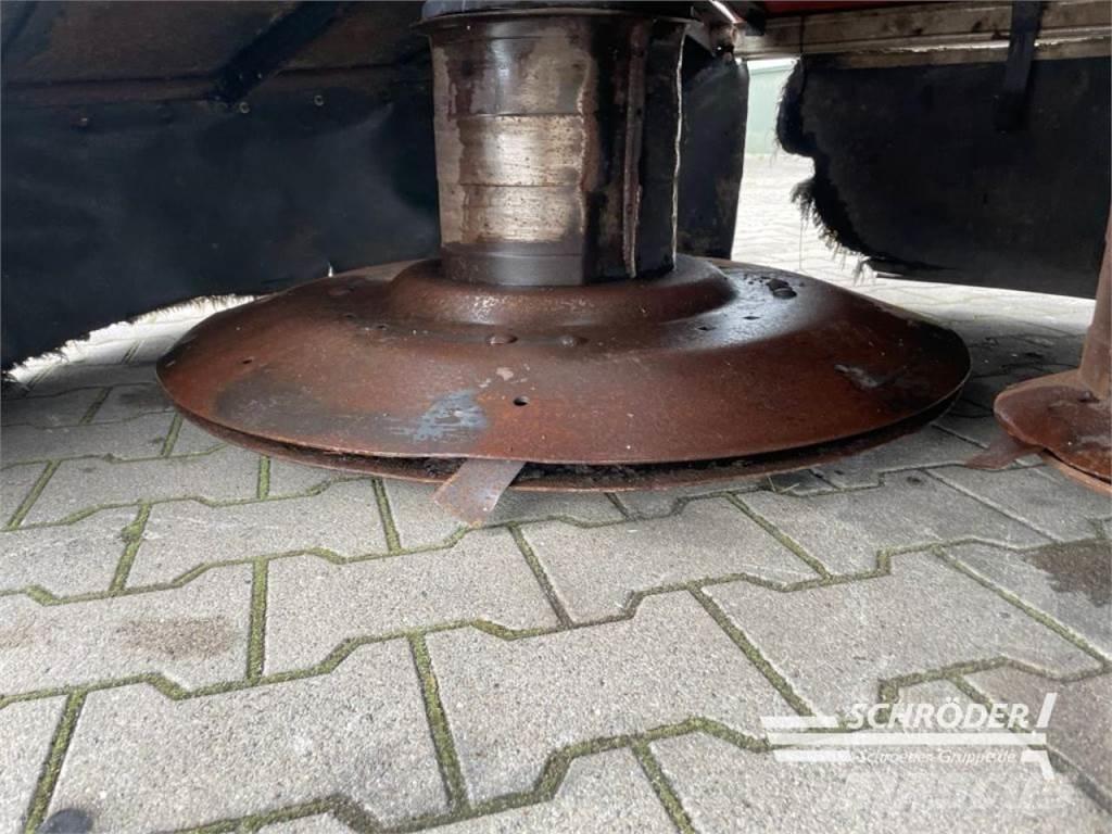 Pz-Vicon CM 299 Kosilice sa postoljem za vuču