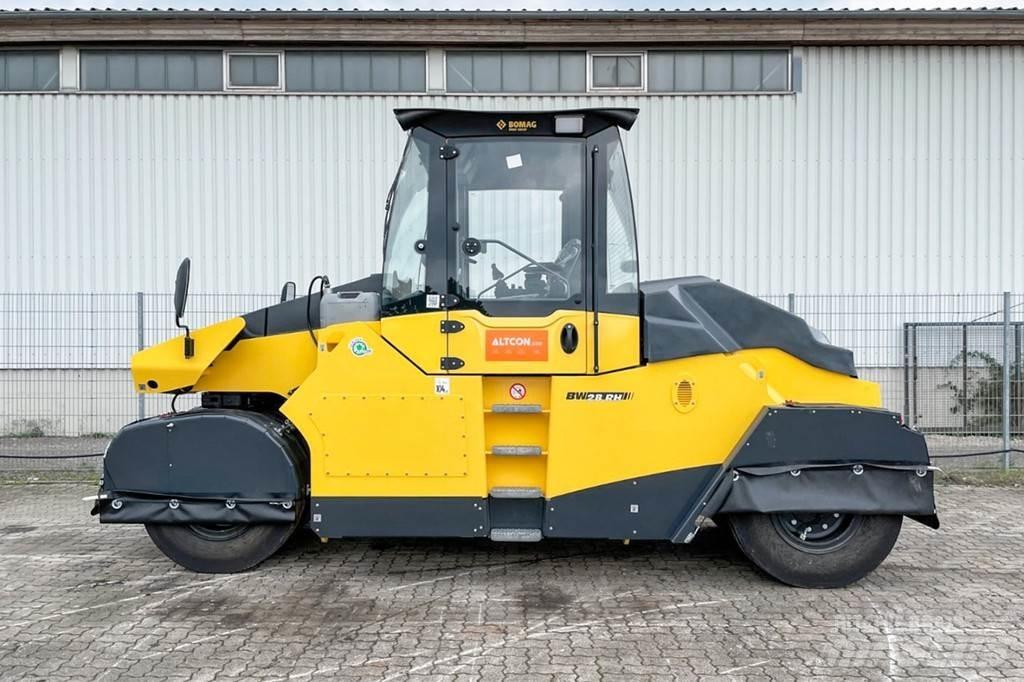 Bomag BW 28 RH Gumeni valjci na točkovima