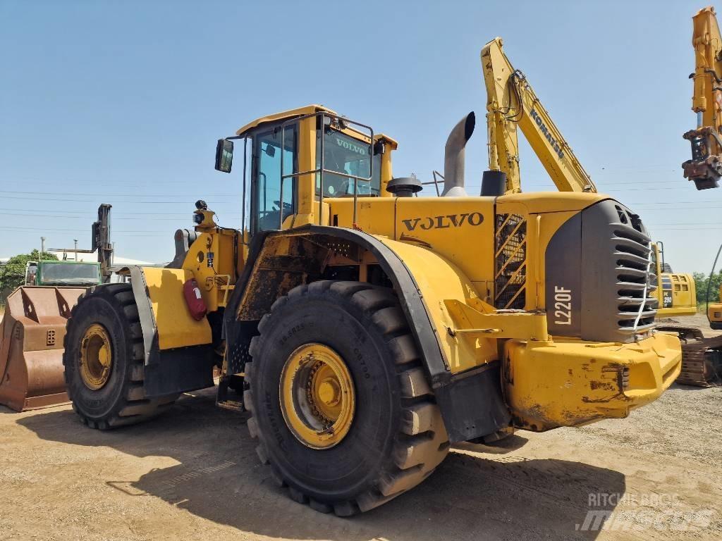 Volvo L 220 F Utovarivači na točkove
