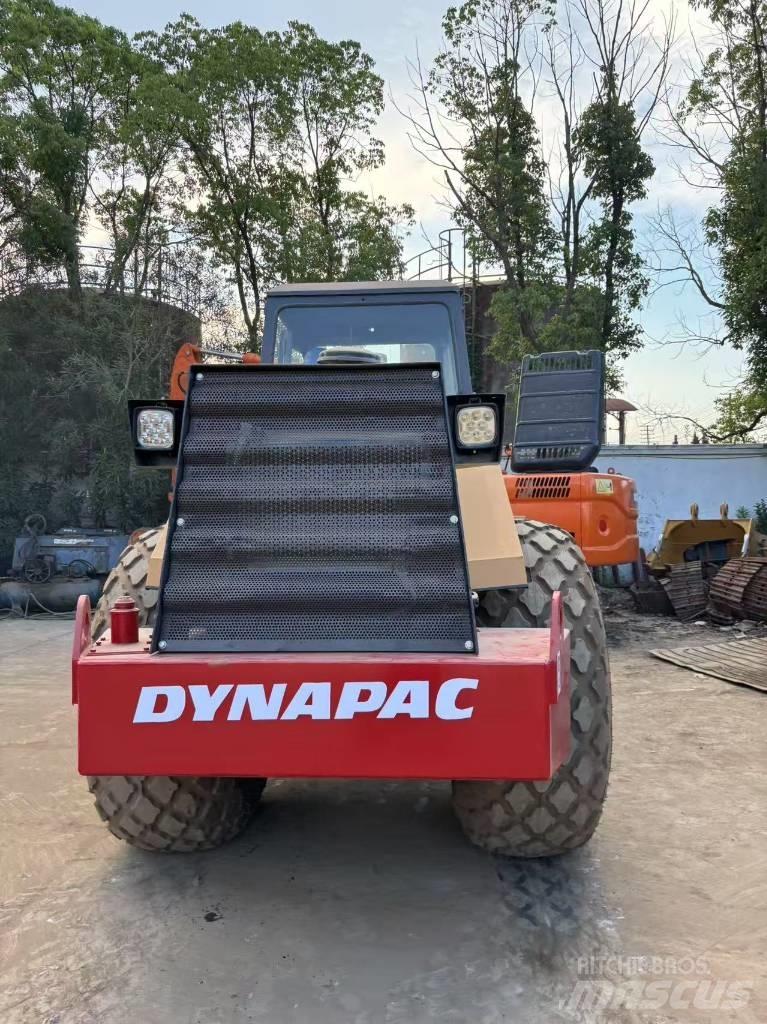 Dynapac CA 301 D Valjci sa duplim bubnjem