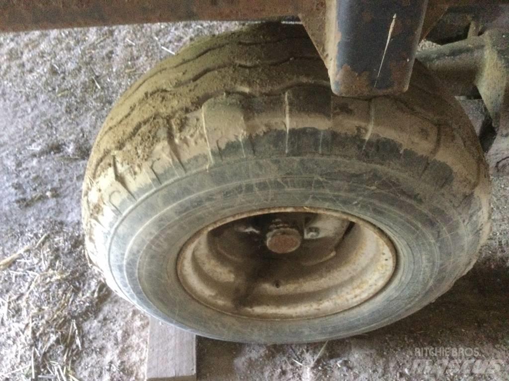 Velsa 115 Kiper prikolice