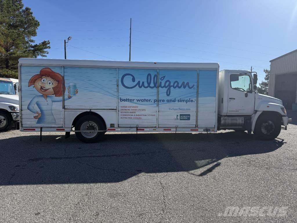 Hino 338 Kamioni za prevoz pića