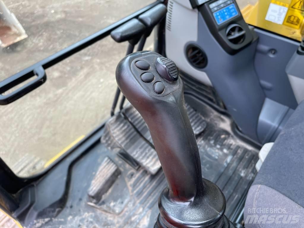 Komatsu PC 210 LC-11 Polovni bageri sa dugom rukom
