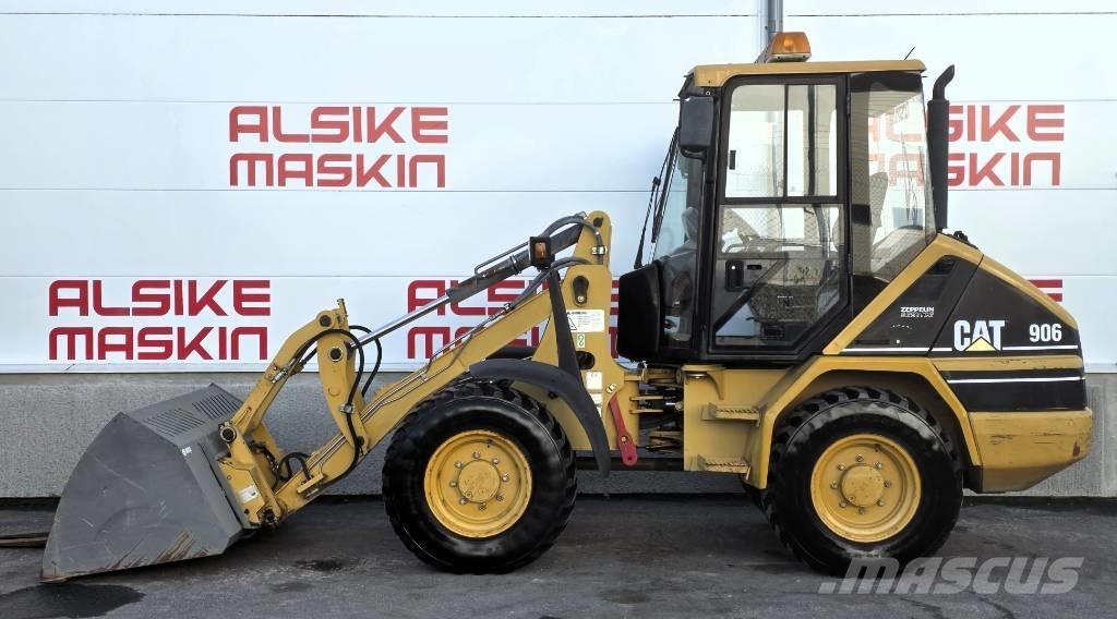 CAT 906 Utovarivači na točkove