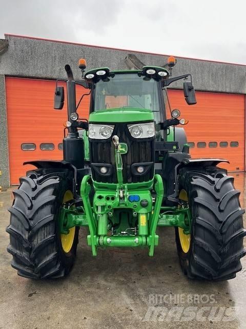 John Deere 6175 M Traktori