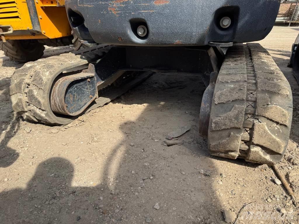 Kubota U 27-4 Mini bageri < 7t